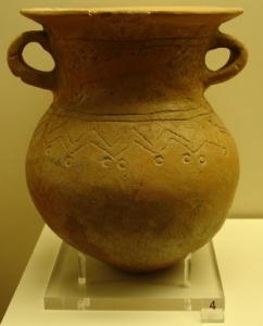 Inscribed Dalmation vase 2,300-2,100 BC - source Olympia Museum